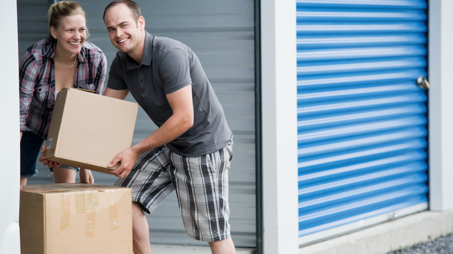 storage unit couple