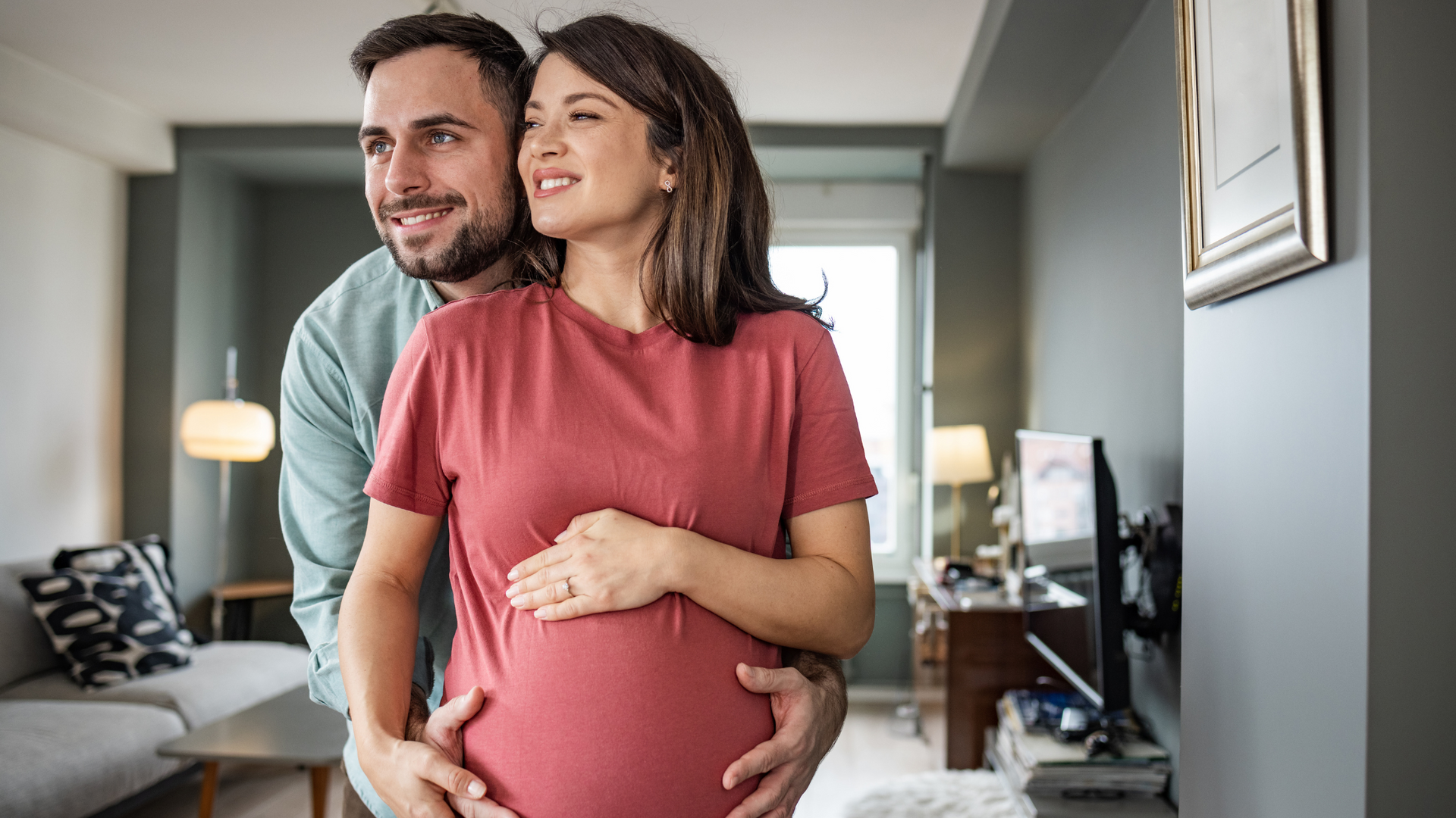 pregnant couple