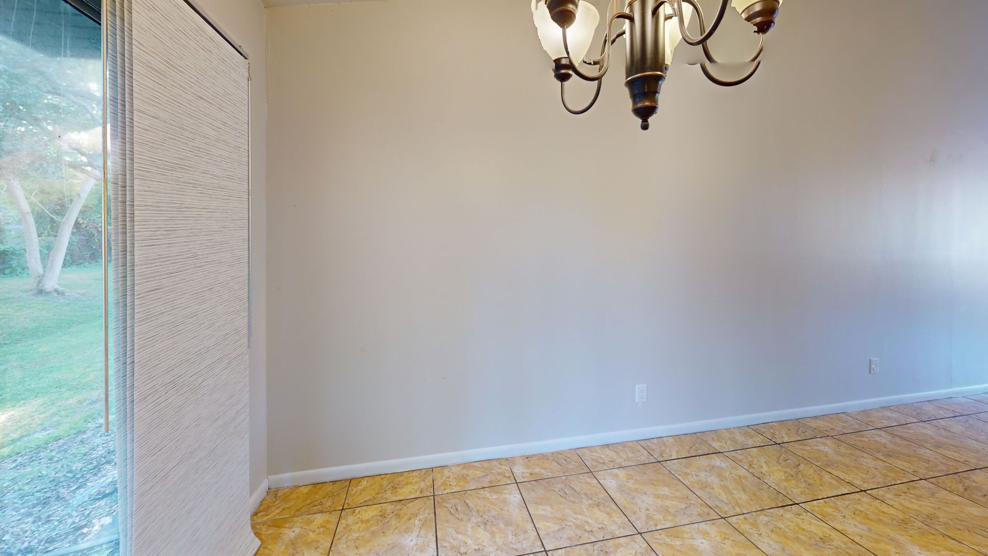 apartment floor plan.