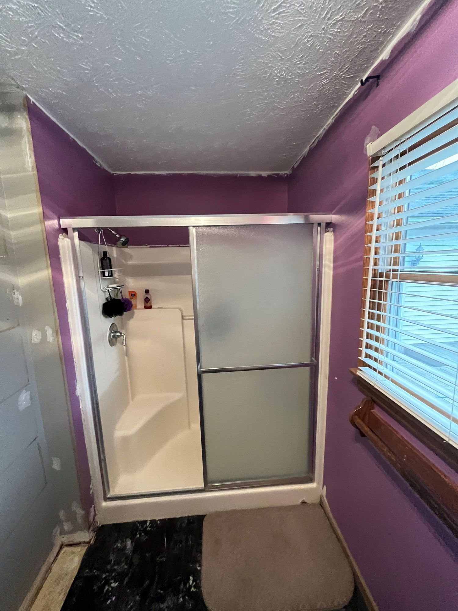 Before Renovating Bathroom — Mansfield, OH — Tim’s Mid-Ohio Home Improvement