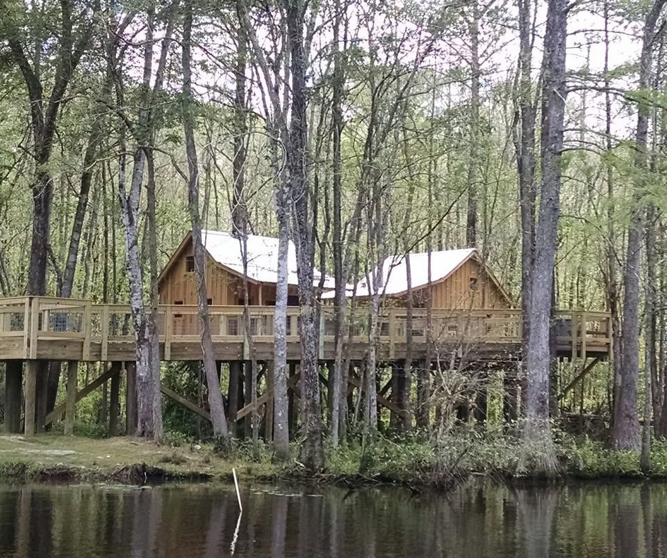 Riverwalk Tree House Villages in Windsor NC