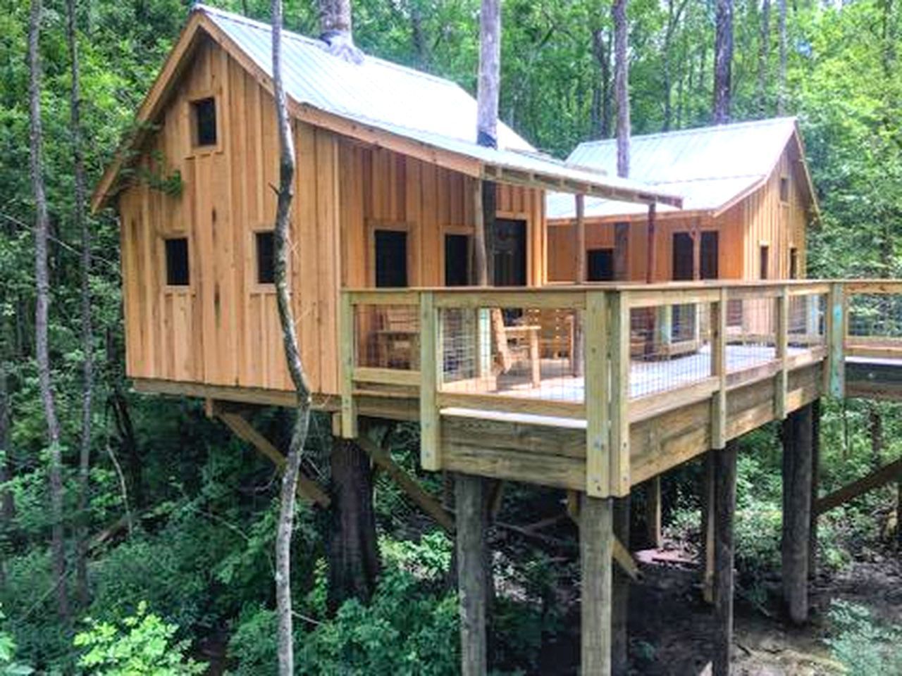 Treehouse Rentals in Windosr NC