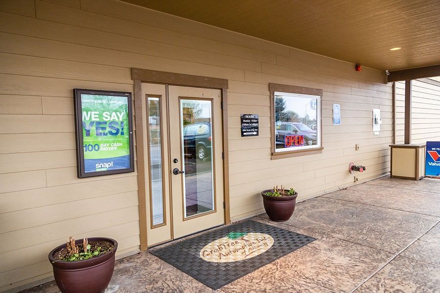 Front Door of Crabtree Automotive in Albany, OR