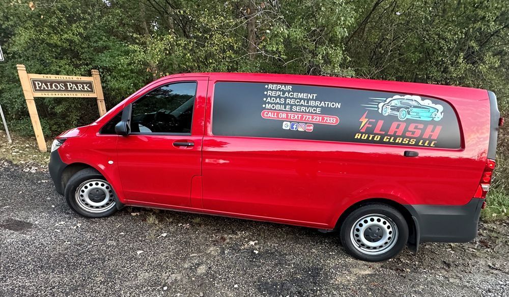 Certified Dodge RAM Windshield Replacement Service in Chicago, IL