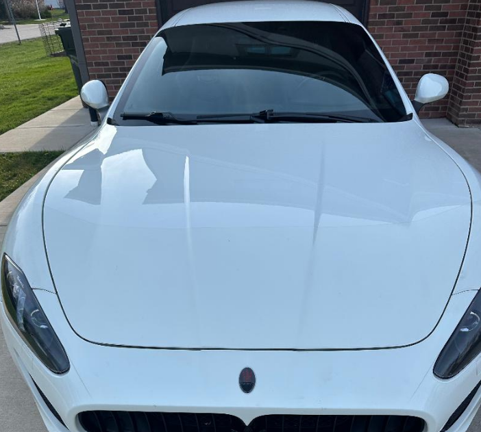 Windshield replacement in Mount Greenwood, IL