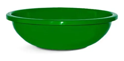 Cuenco para mezclar de color verde.
