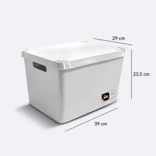 Caja de almacenamiento gris con asas y tapa negras, mostrada sobre un fondo blanco.