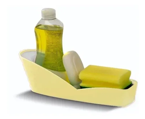 Cesta para lavar platos con botella de jabón amarilla, esponja y cepillo.