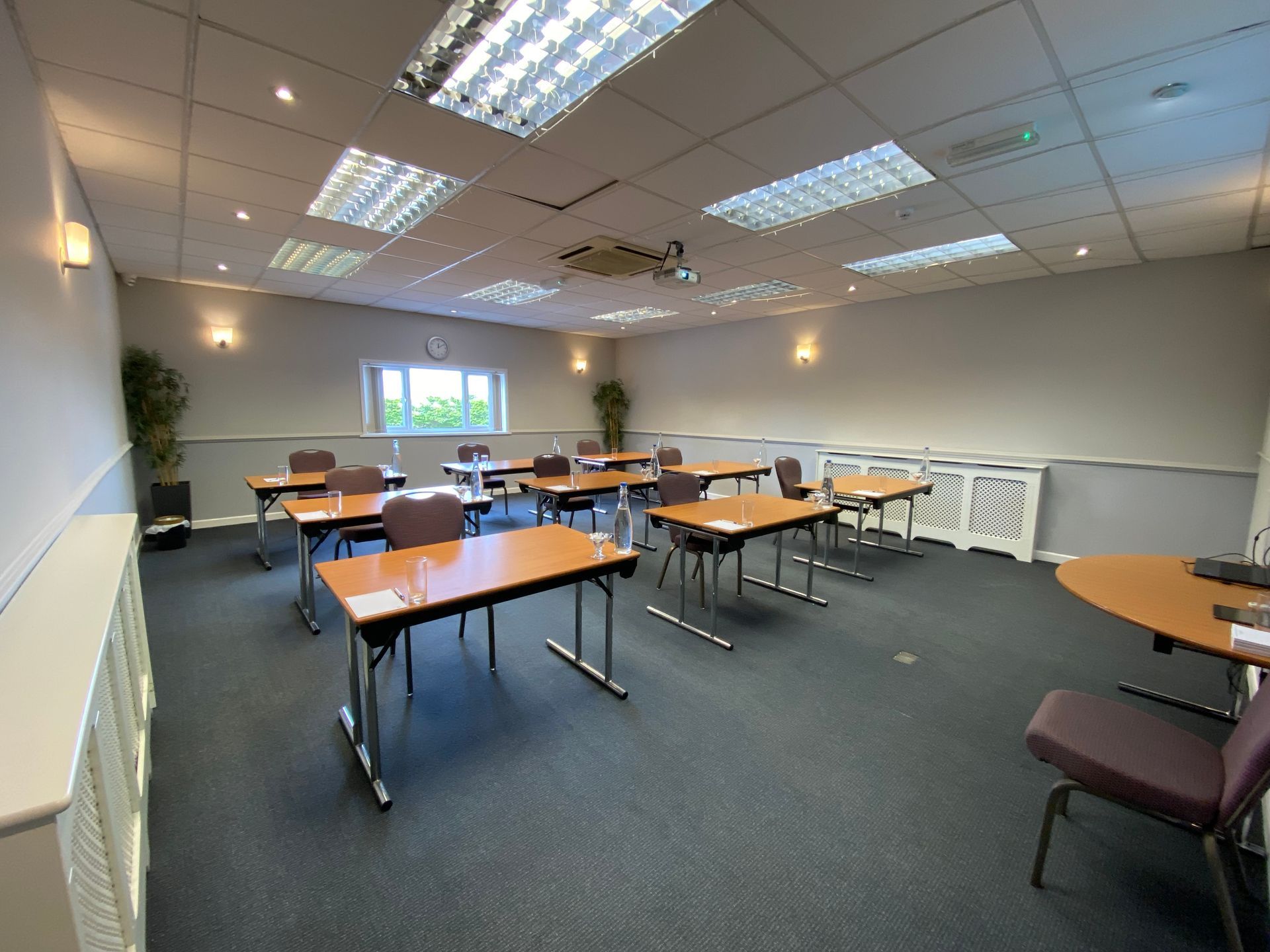 Willow meeting classroom