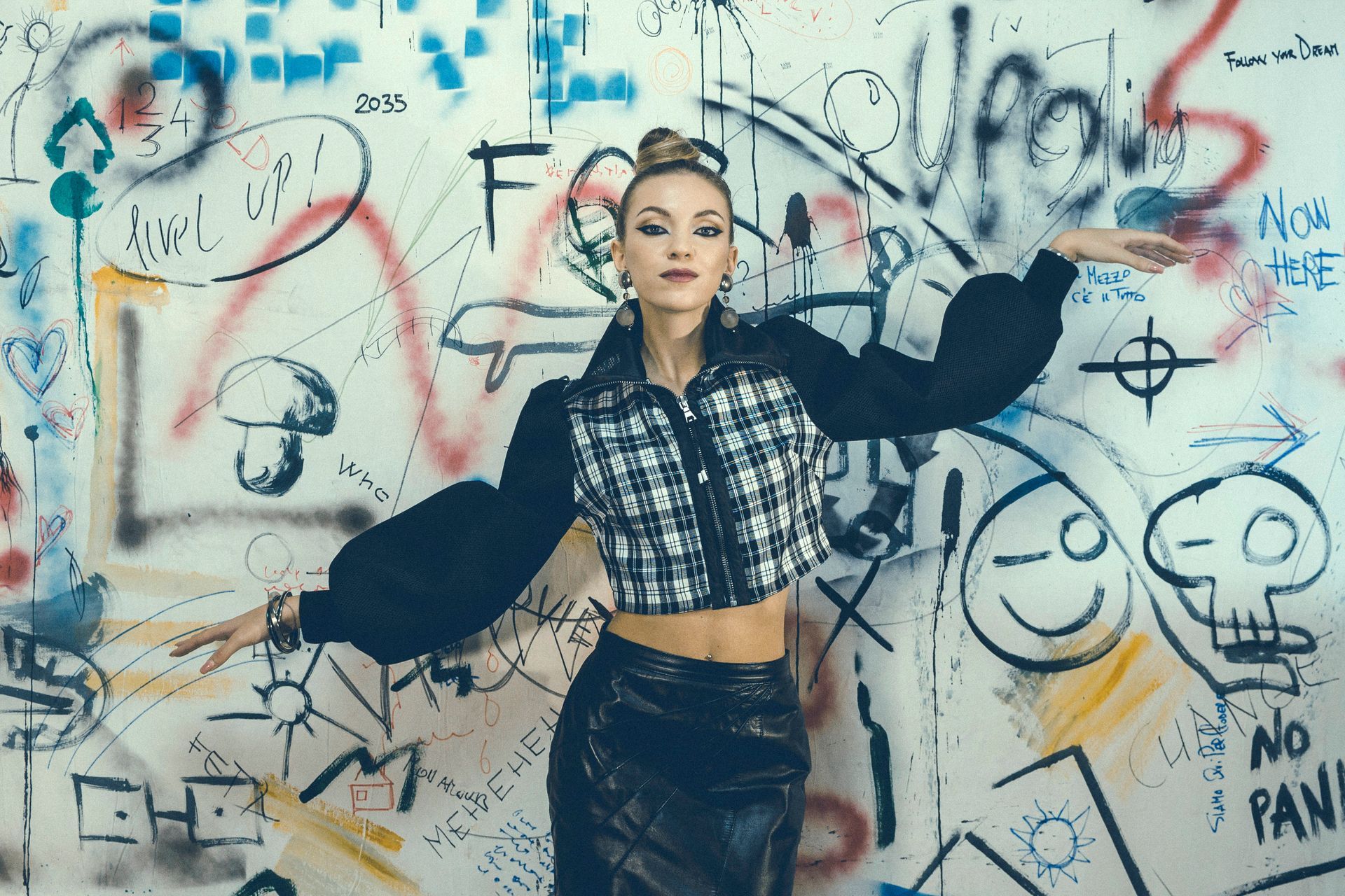 Ritratto introspettivo donna in viaggio personale, location Firenze Toscana, fotografa Barbara Bertini