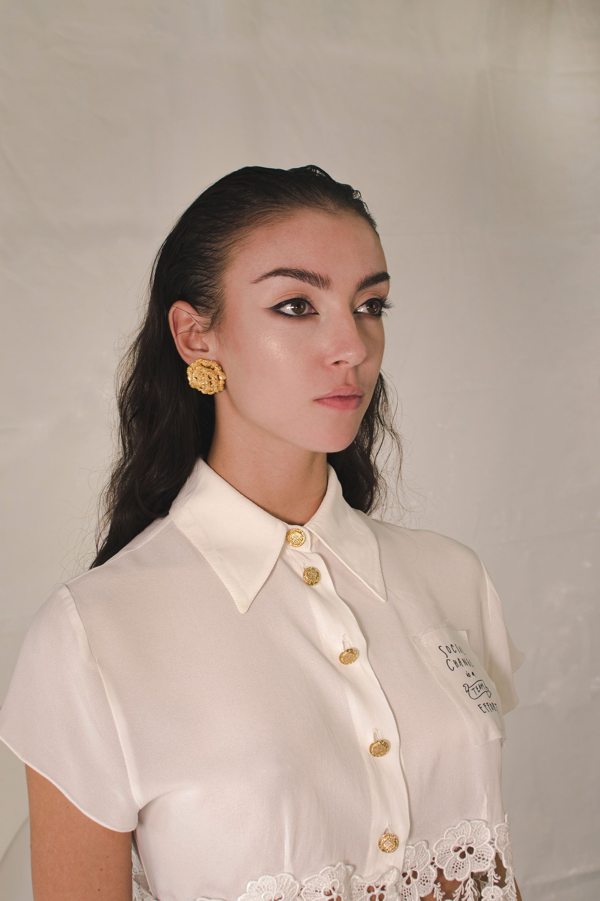 Ritratto introspettivo donna in viaggio personale, location Firenze Toscana, fotografa Barbara Bertini