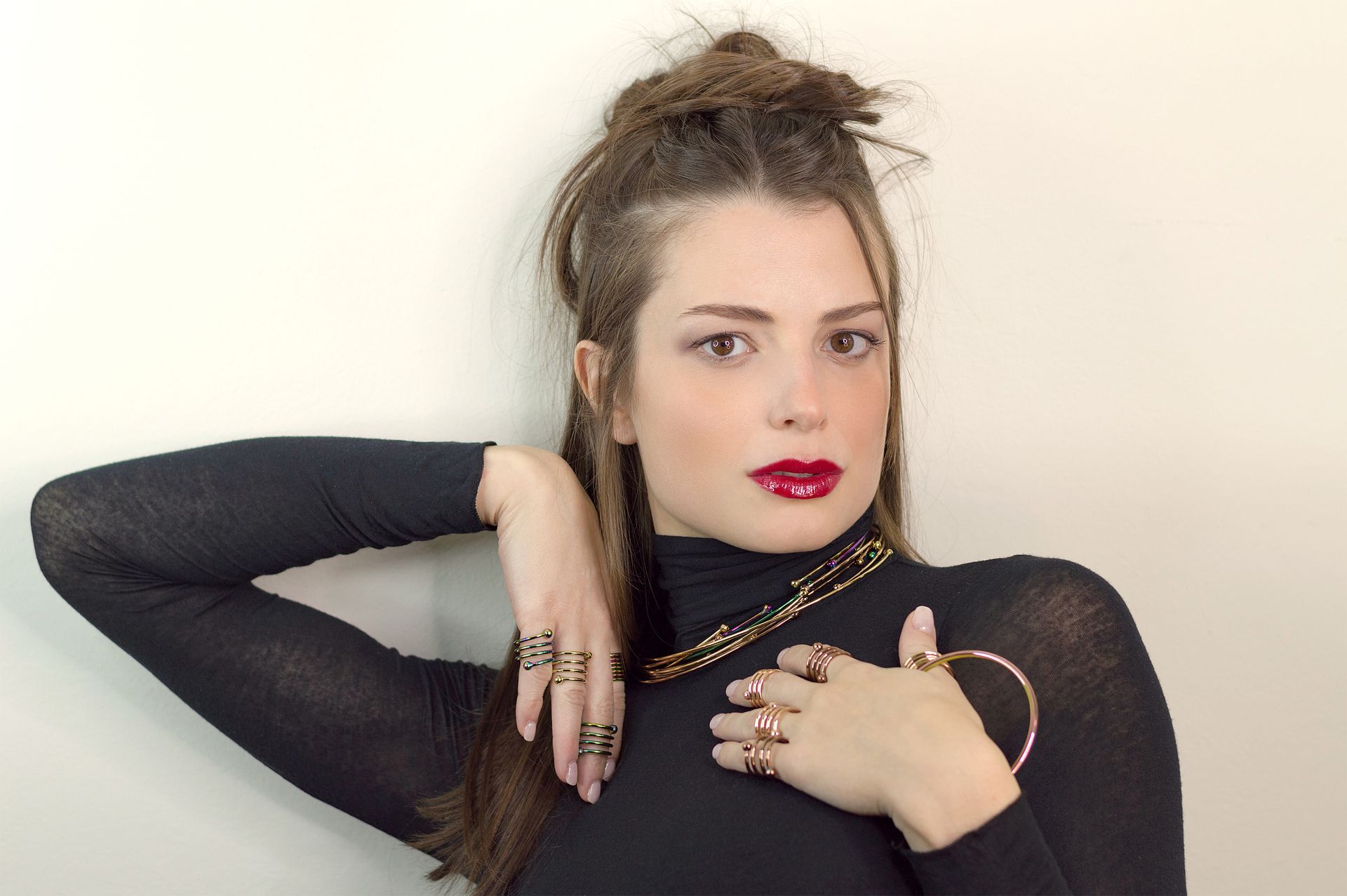 Fotografia still life gioielli artigiani, upcycling moda sostenibile Toscana