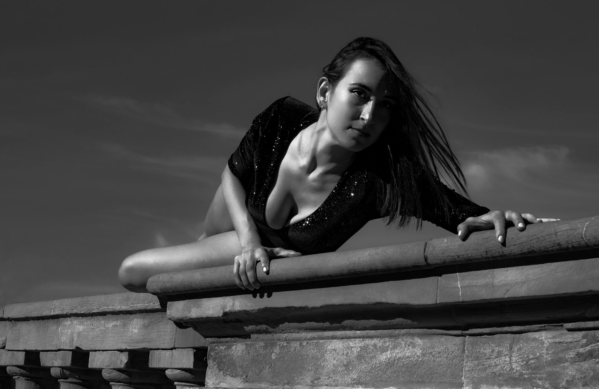 Female portrait introspettivo - viaggio riscoperta personale fotografia - Firenze-Pisa-Toscana-photographer
visual identity
book per modelle