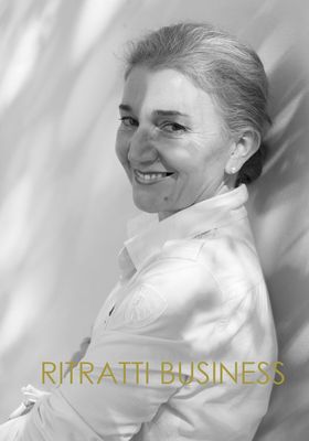 ritratti donna, ritrattistica femminile, servizi fotografici, personal branding, identità visive, immagine, body posity, fotografa firenze, photographer florence