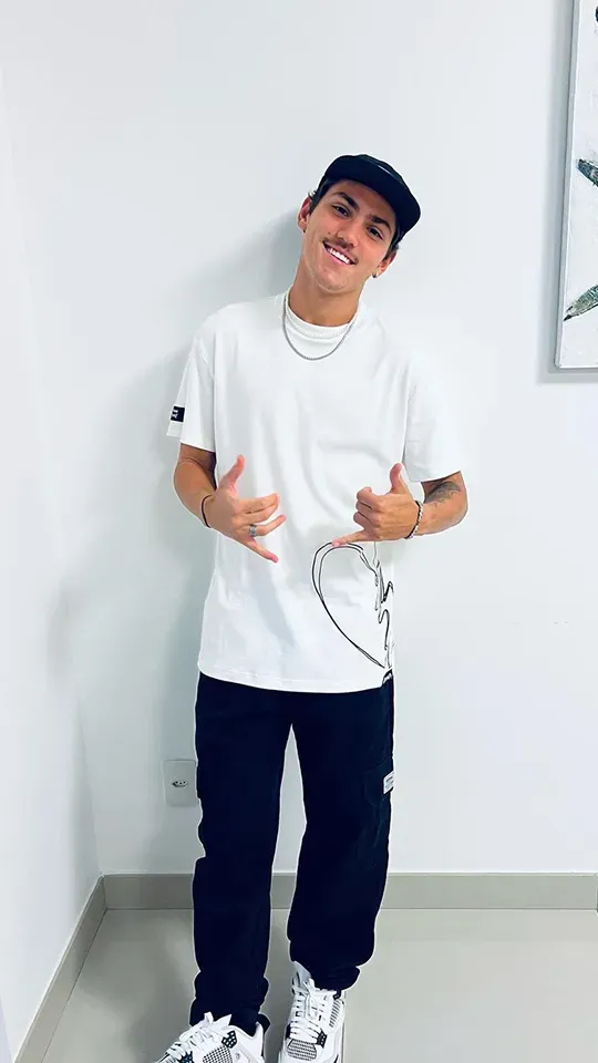 João Pistelli, futbolista.