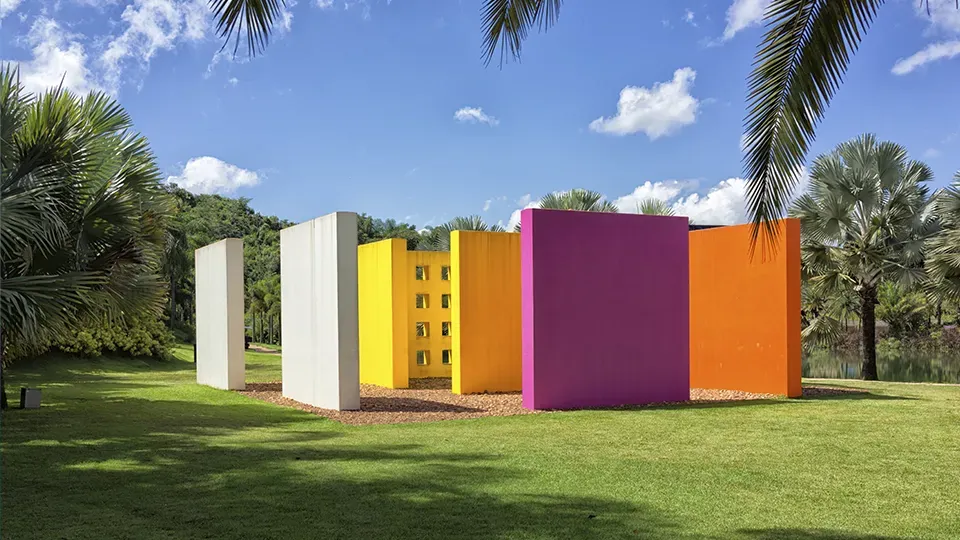 Coloful monument in Inhotim