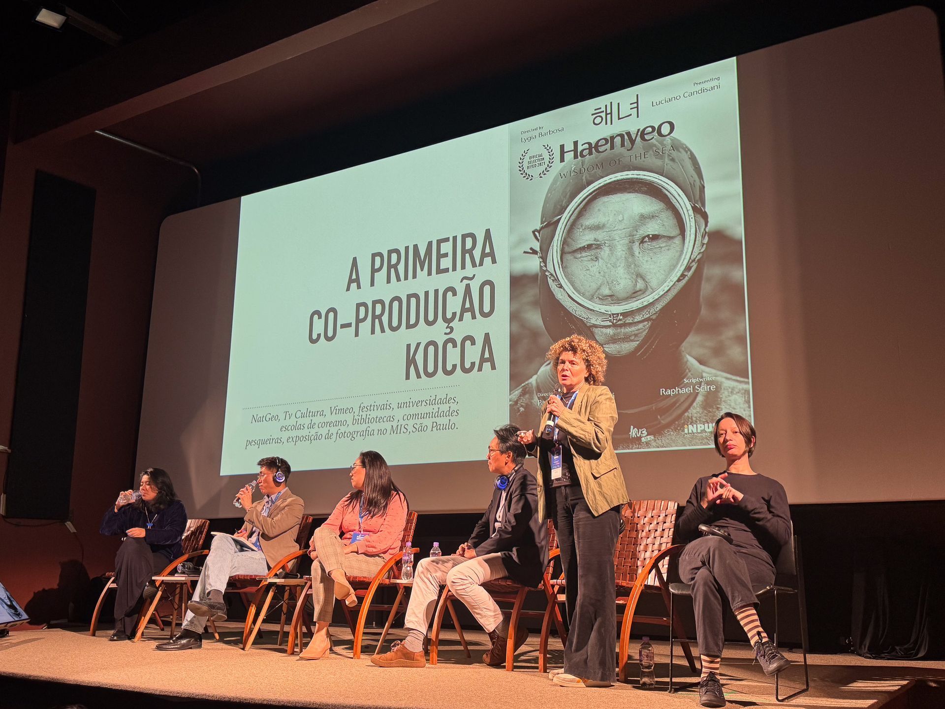 Ligia Barbosa SPCine 2025  Forum Kocca PAINEL: Conexões Criativas: O Audiovisual Coreano e os Novos Diálogos com o Brasil