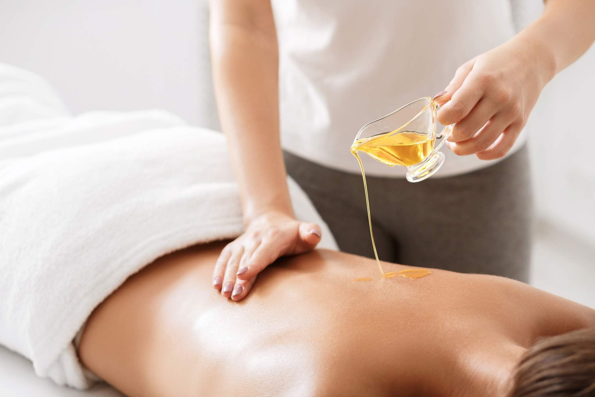 Aromatherapy Massage — Kennett Square, PA — Mystical Beauty Studio