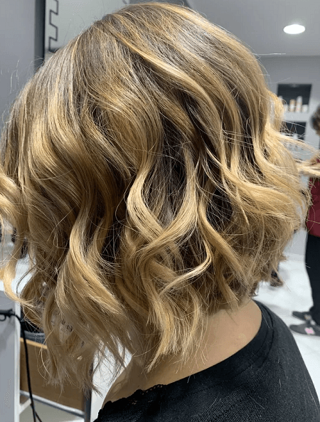 taglio mosso con riflessi chiari