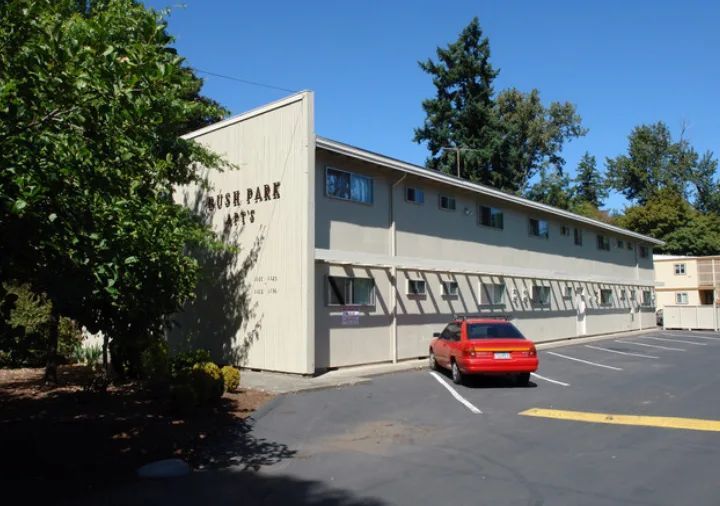 Bush Park Apartments
1107-1125 Hines Street SE, Salem, OR 97302 - SMI Property Management