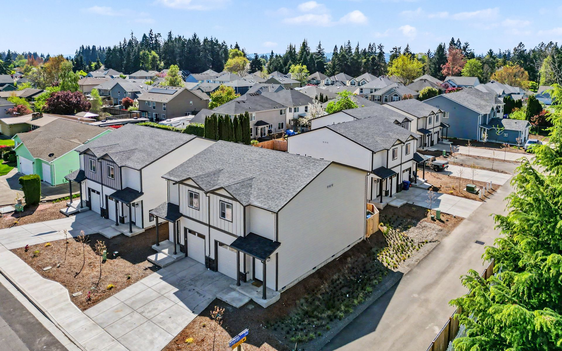 Daynan Duplexes
1432-1474 Daynan Way NE, Keizer, OR 97303 - SMI Property Management