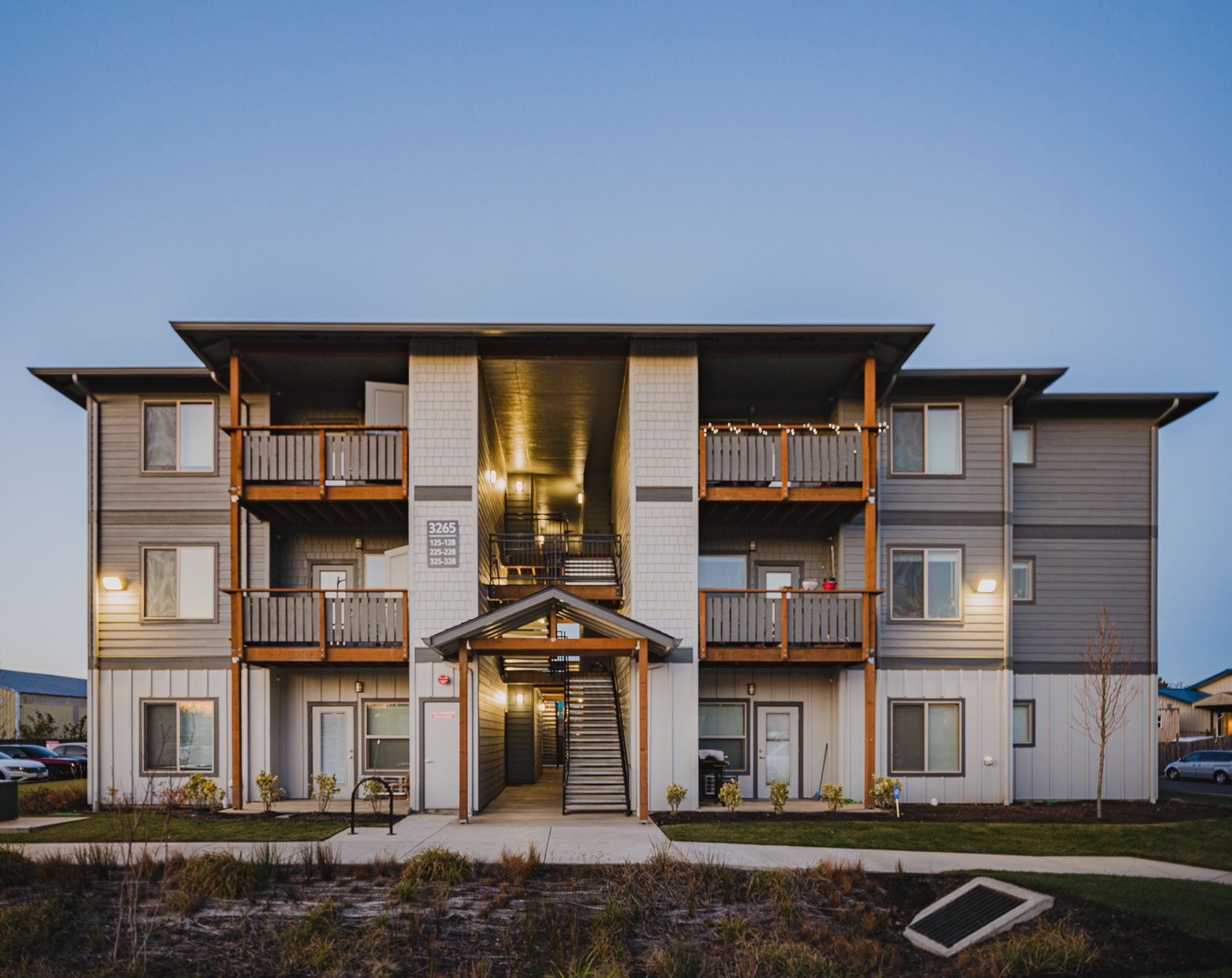 Howard Commons Apartments Salem OR SMI Property Management