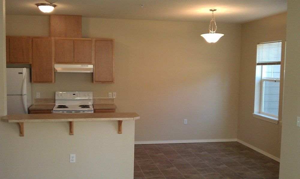 Baxter Ridge Apartments Salem, OR SMI Property Management