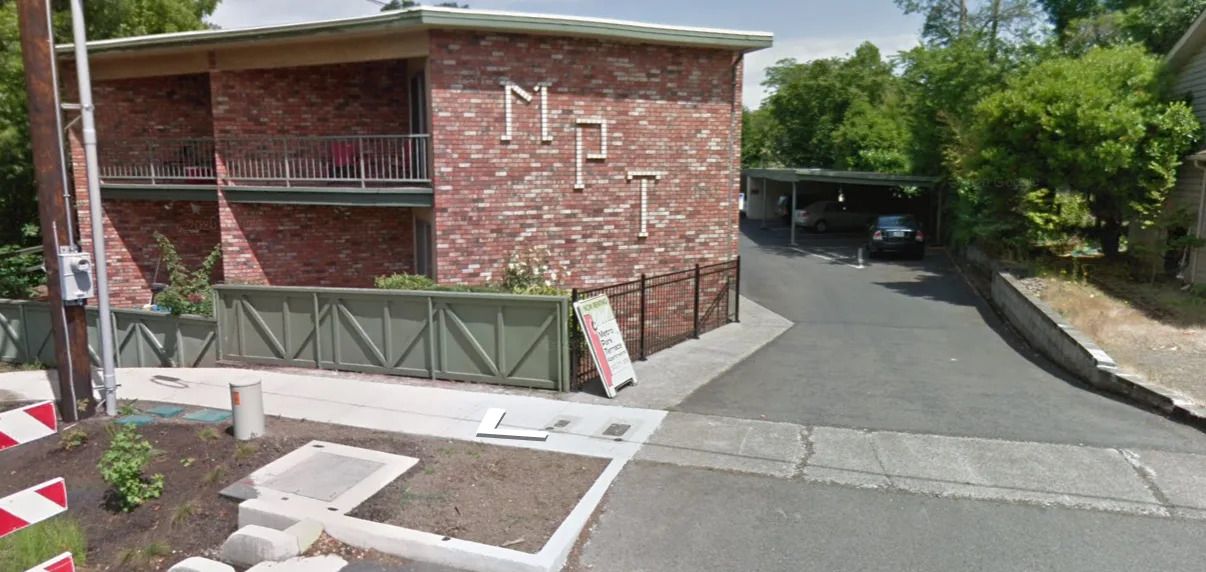 Metro Park Terrace
530 13th Street NE, Salem, OR 97301- SMI Property Management