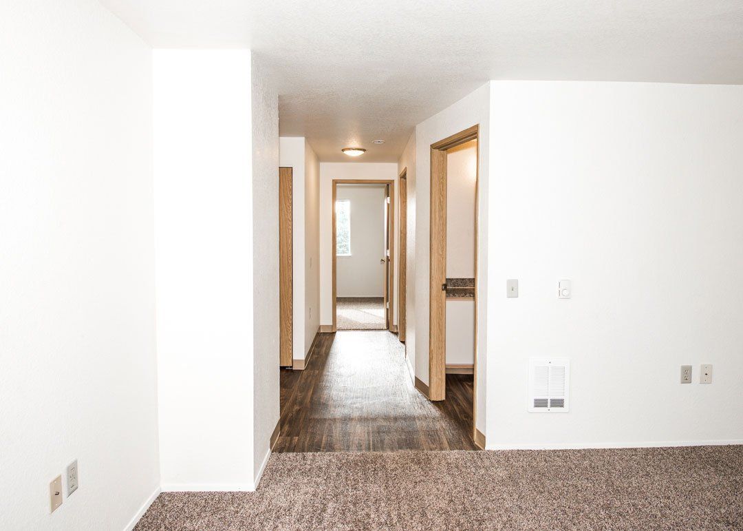 Rivercrest Apartments Sheridan OR SMI Property Management