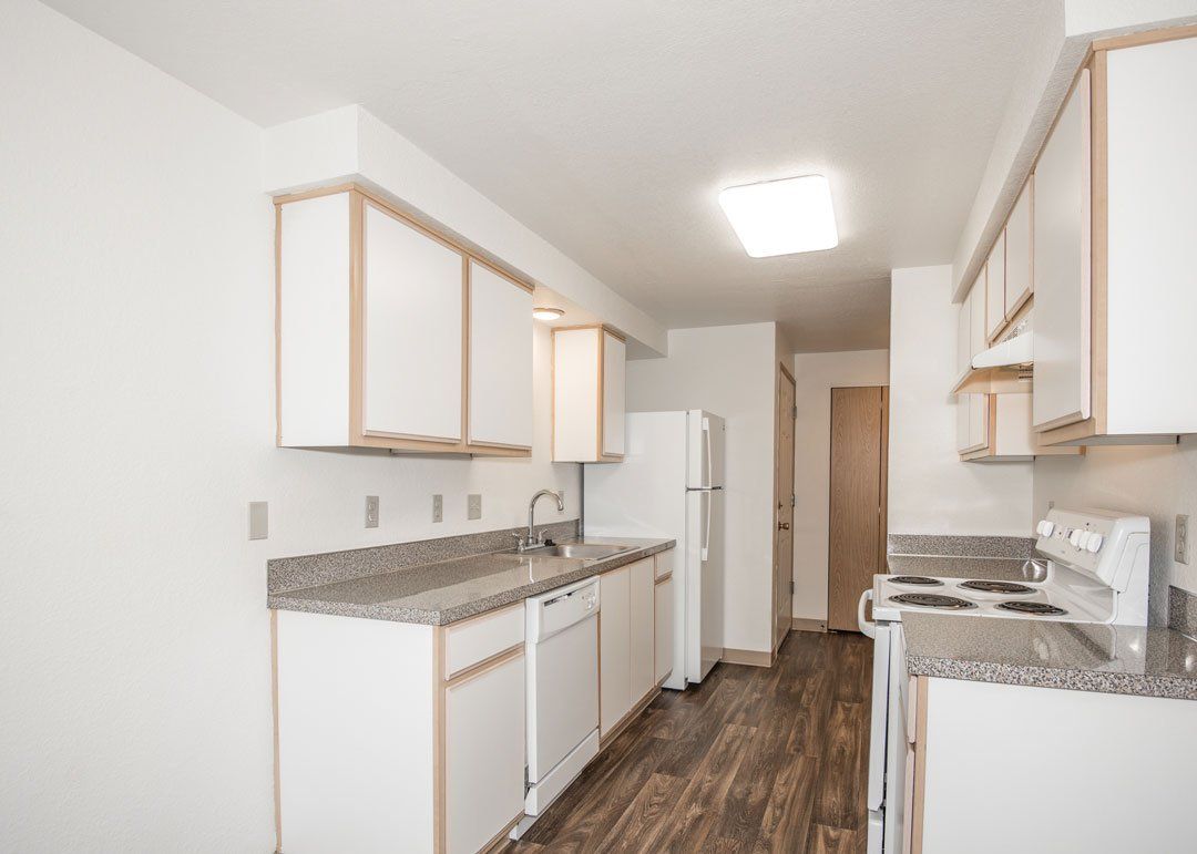 Rivercrest Apartments Sheridan OR SMI Property Management