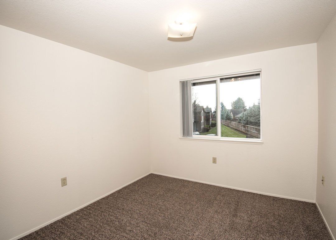 Rivercrest Apartments Sheridan OR SMI Property Management