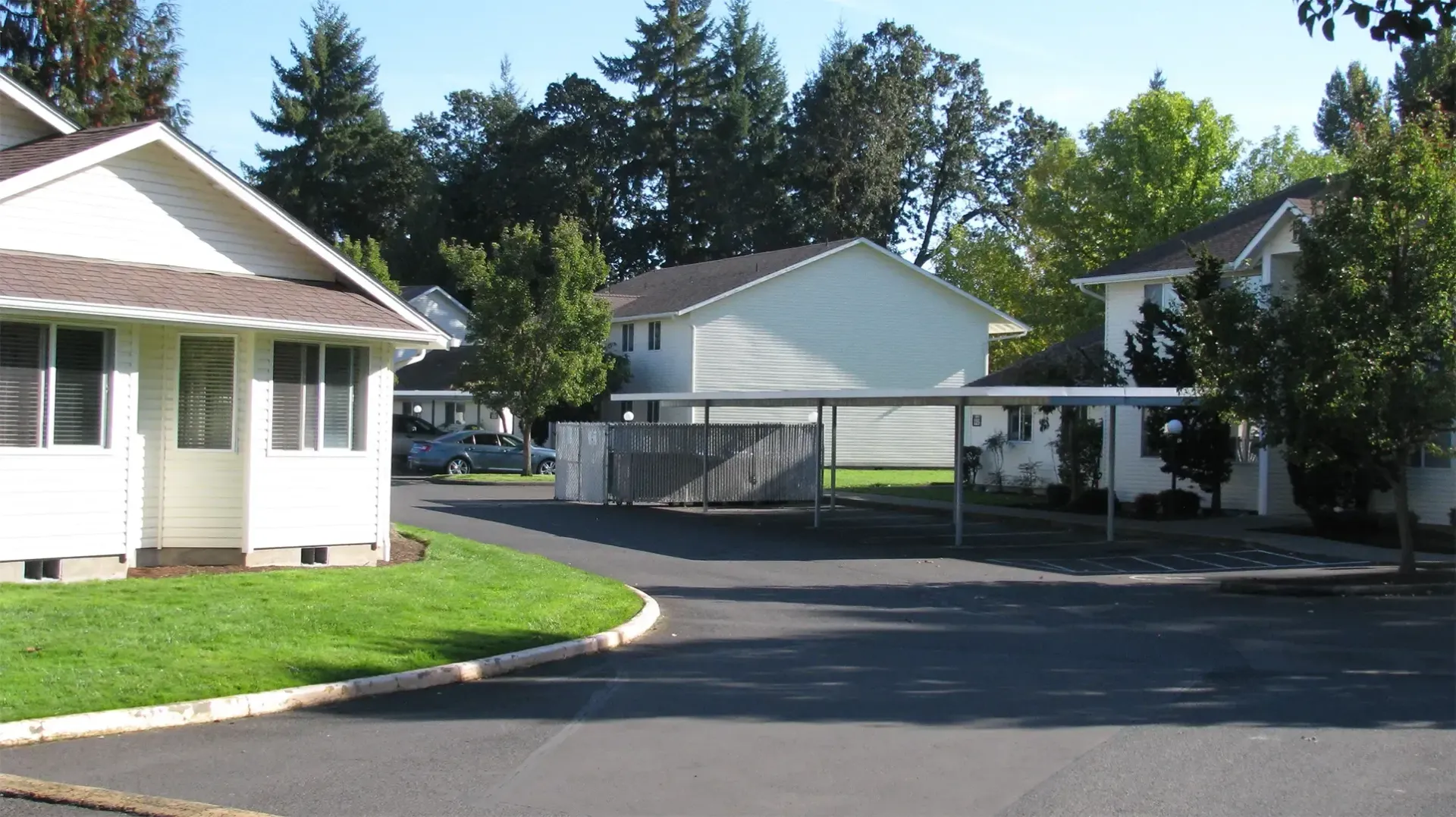 Creekside Meadows Apartments - Independence, OR - SMI Property Management