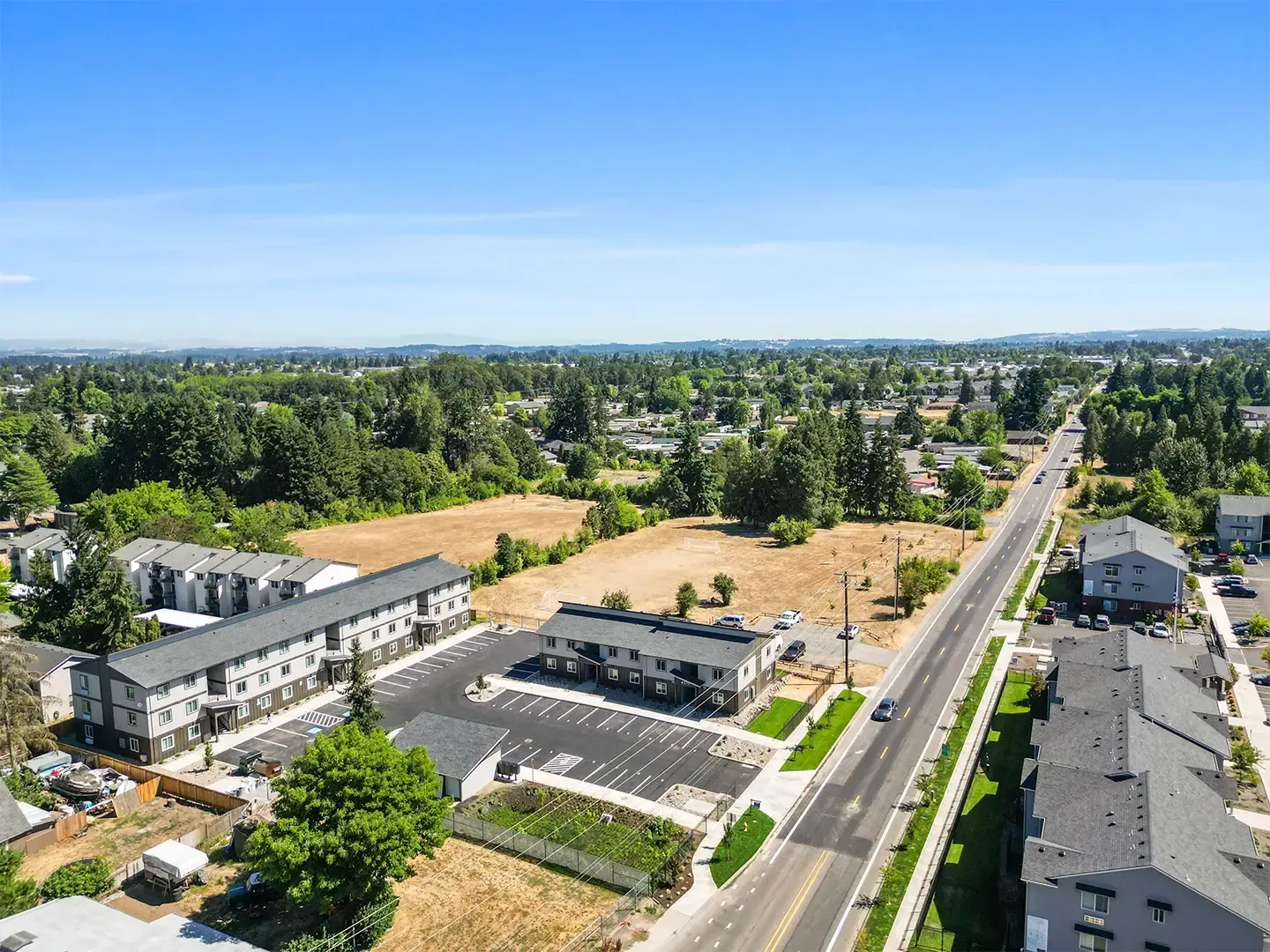 Fisher Park Apartments - SMI Property Management - 4370-3474 Fisher Rd NE, Salem, OR 97305