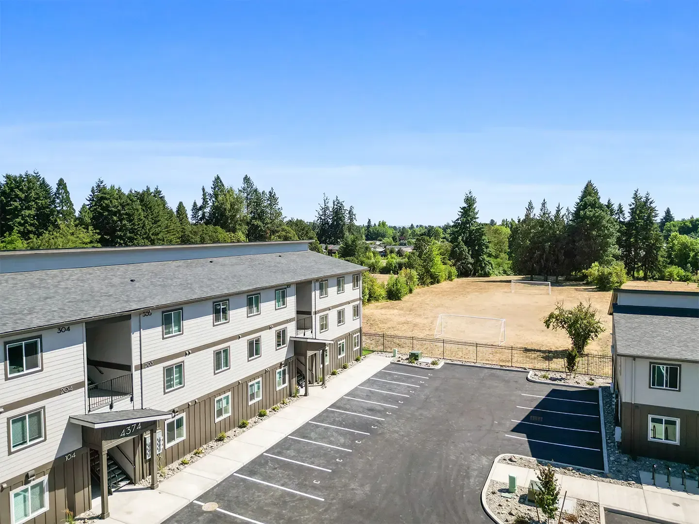 Fisher Park Apartments - SMI Property Management - 4370-3474 Fisher Rd NE, Salem, OR 97305