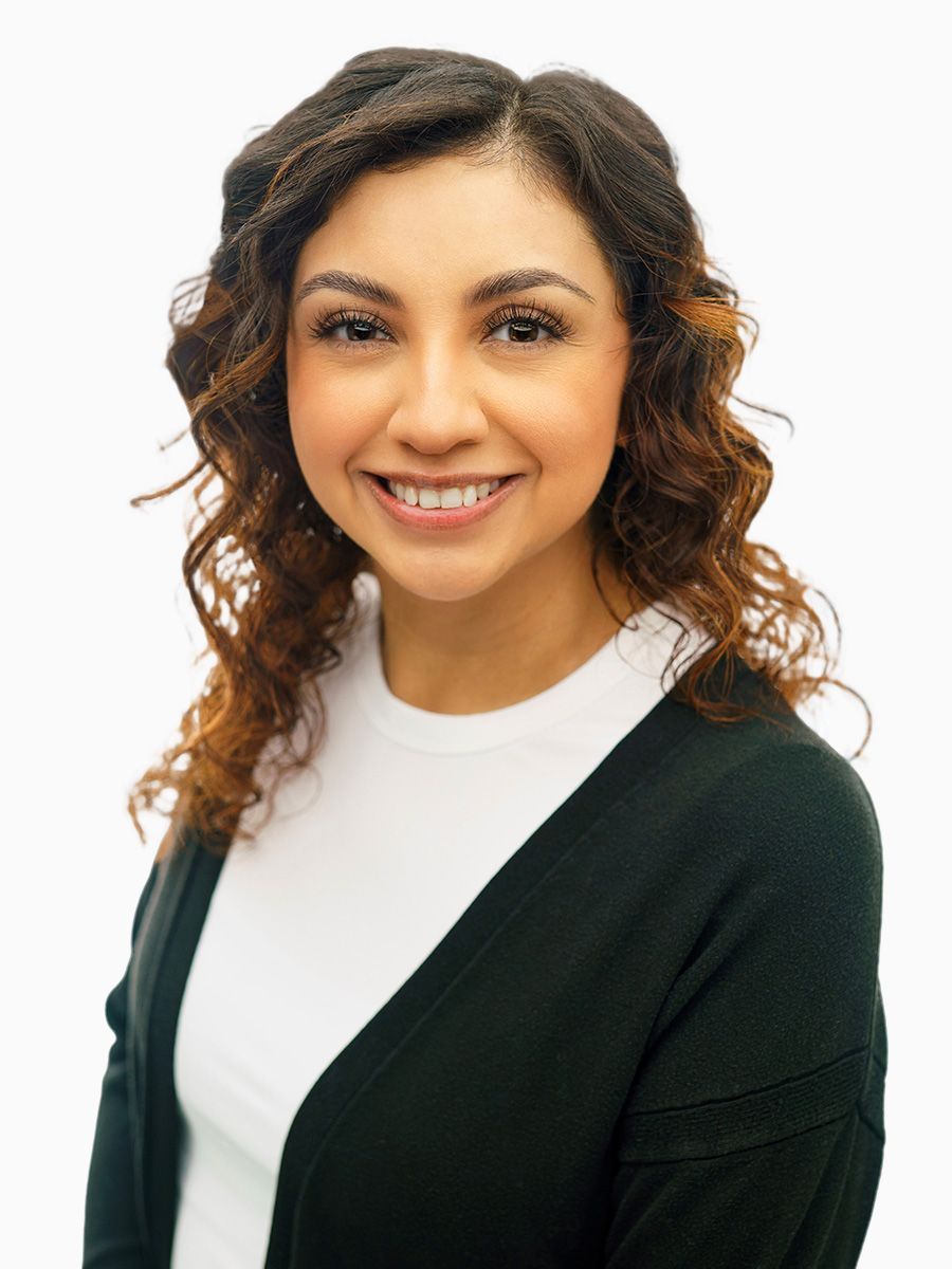 Anna Mejia - LEASING AGENT