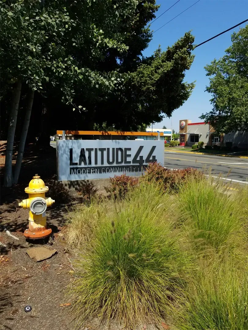 SMI Real Estate - Latitude 44 Apartments - 1440 Geary Circle SE, Albany, OR 97322