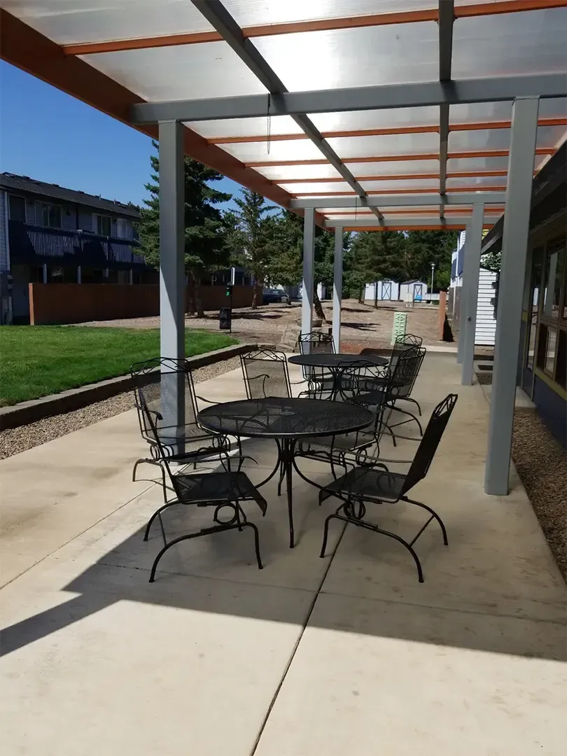 SMI Real Estate - Latitude 44 Apartments - 1440 Geary Circle SE, Albany, OR 97322