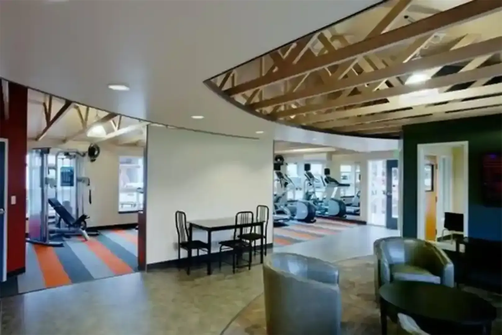 SMI Real Estate - Latitude 44 Apartments - 1440 Geary Circle SE, Albany, OR 97322