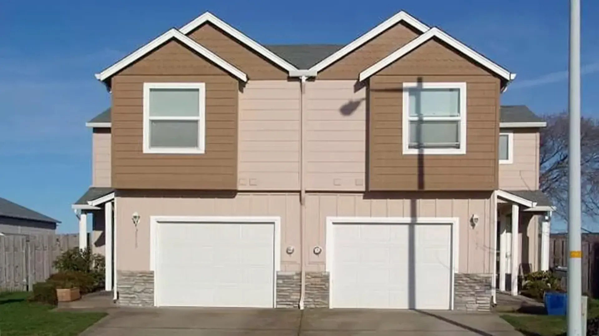 SMI Real Estate - Lexington at the Park - 3511 25th Court SE, Albany, OR 97322