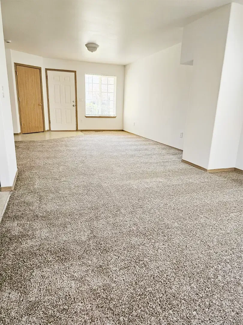 SMI Real Estate - Lexington at the Park - 3511 25th Court SE, Albany, OR 97322