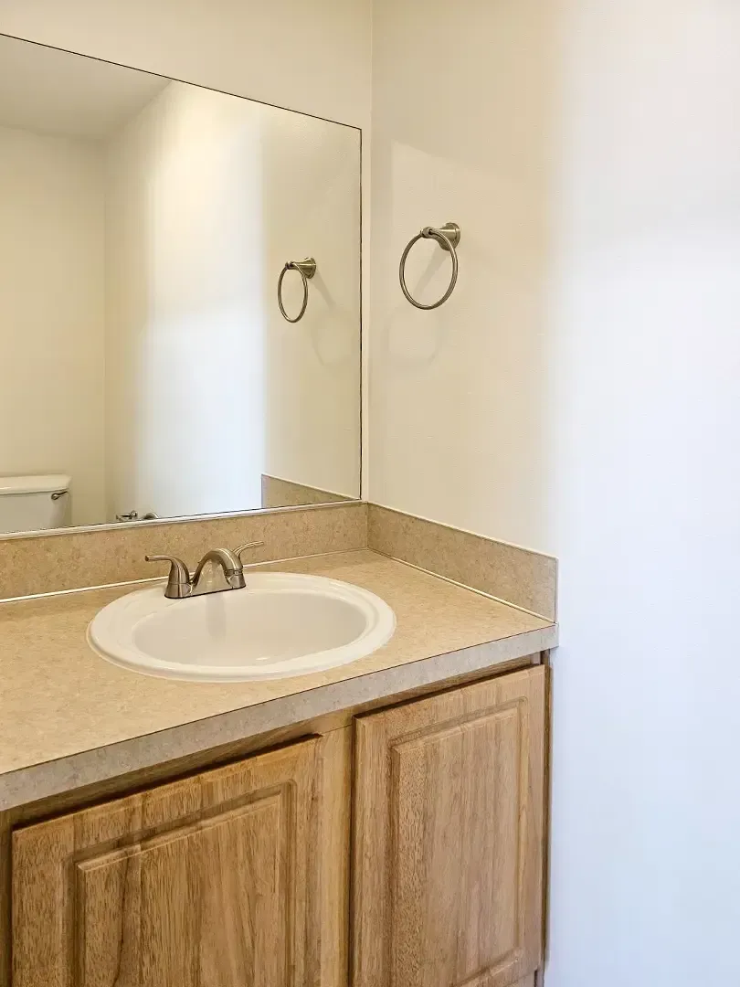 SMI Real Estate - Lexington at the Park - 3511 25th Court SE, Albany, OR 97322