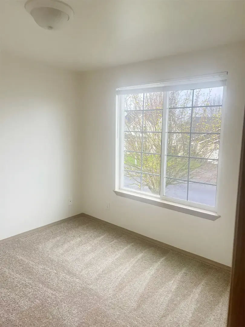 SMI Real Estate - Lexington at the Park - 3511 25th Court SE, Albany, OR 97322