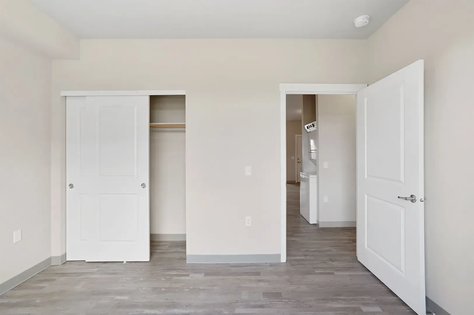 Lone Pine Place - Lebanon, OR - SMI Property Management