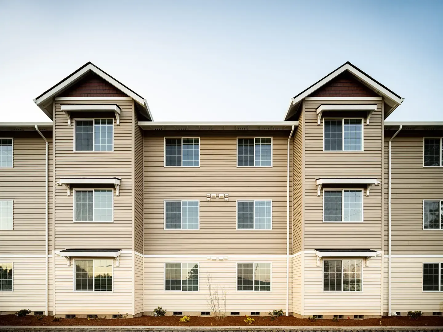 Lone Pine Place - Lebanon, OR - SMI Property Management