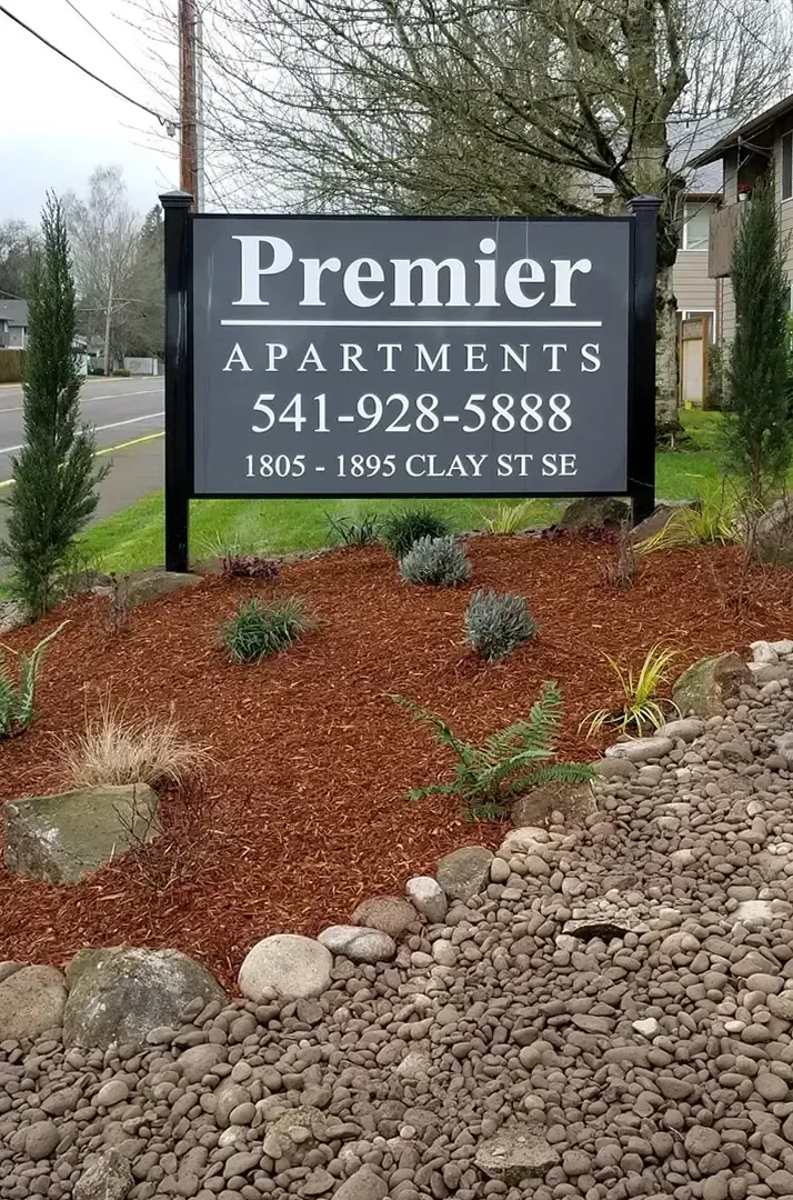 Premier Apartments - 1825 Clay Street SE, Albany, OR 97322 - SMI Property Management