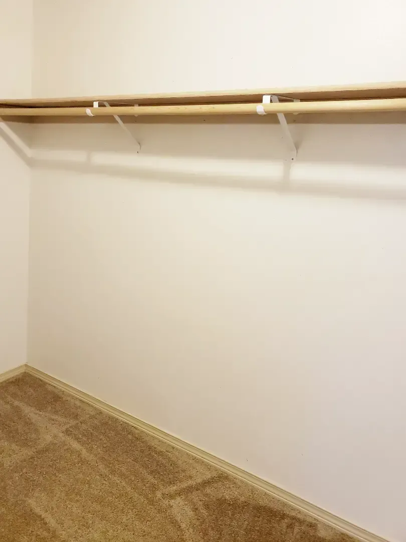 Premier Apartments - 1825 Clay Street SE, Albany, OR 97322 - SMI Property Management