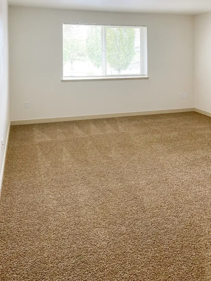 Premier Apartments - 1825 Clay Street SE, Albany, OR 97322 - SMI Property Management