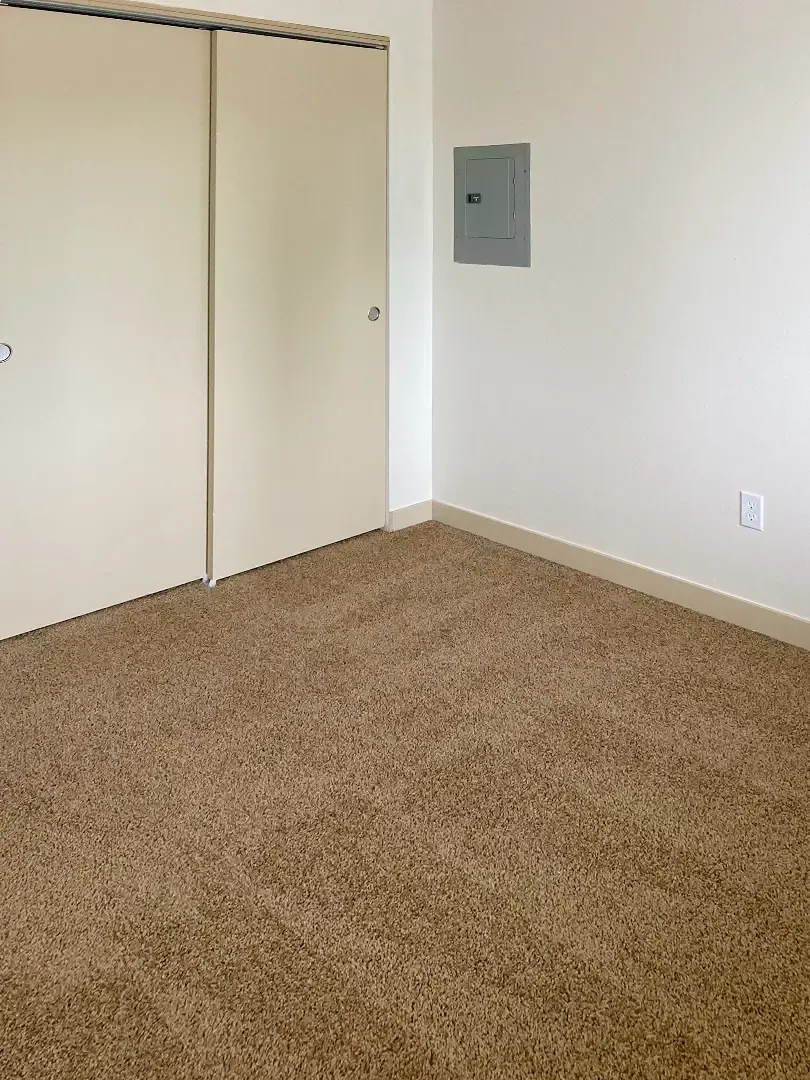 Premier Apartments - 1825 Clay Street SE, Albany, OR 97322 - SMI Property Management