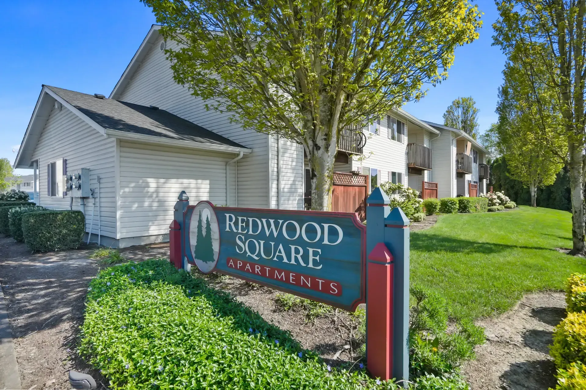 990 Broadway Apartment Homes - SMI Property Management - 990 Broadway St NE, Salem, OR 97301