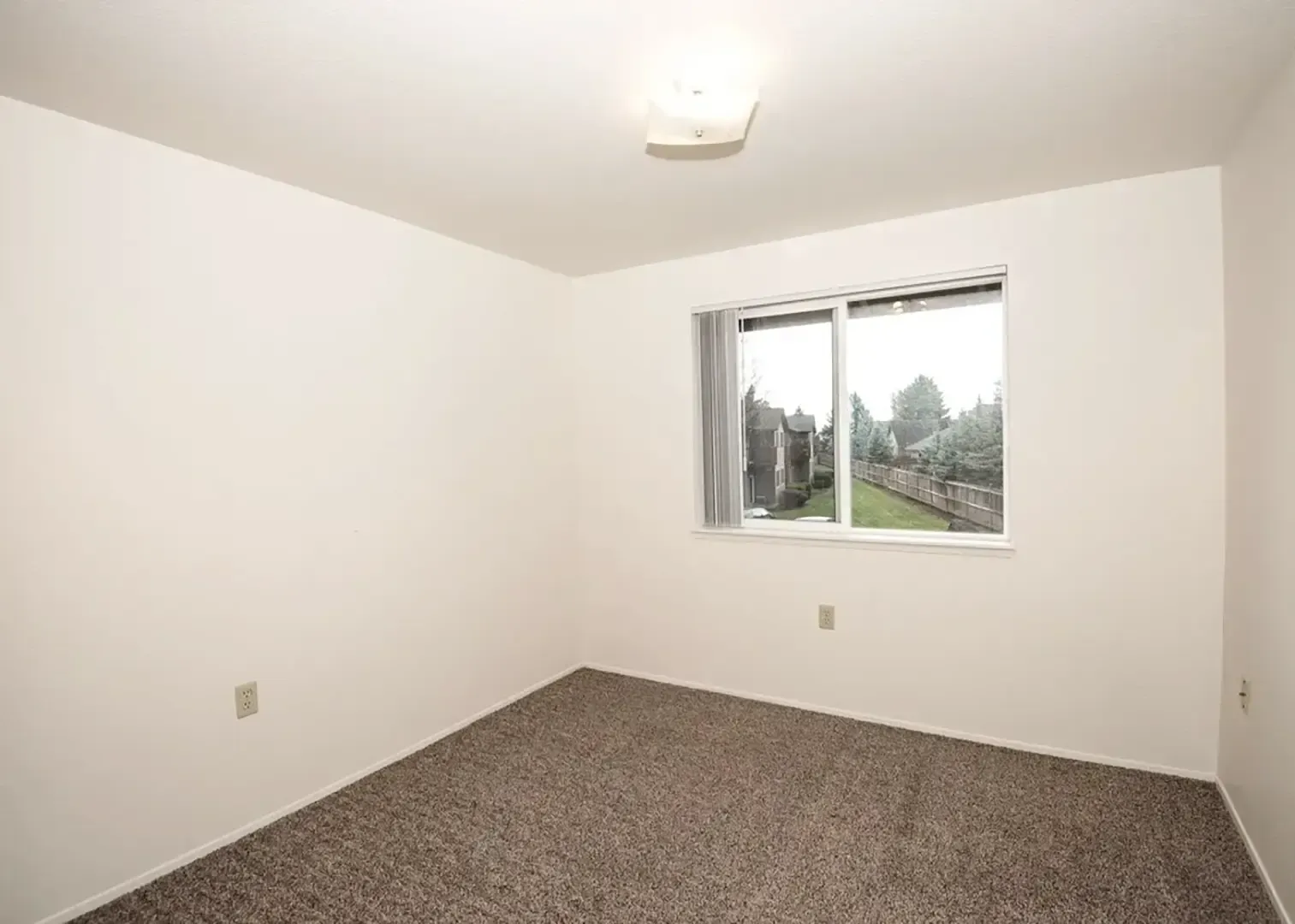 Rivercrest Apartments - Sheridan, OR - SMI Property Management